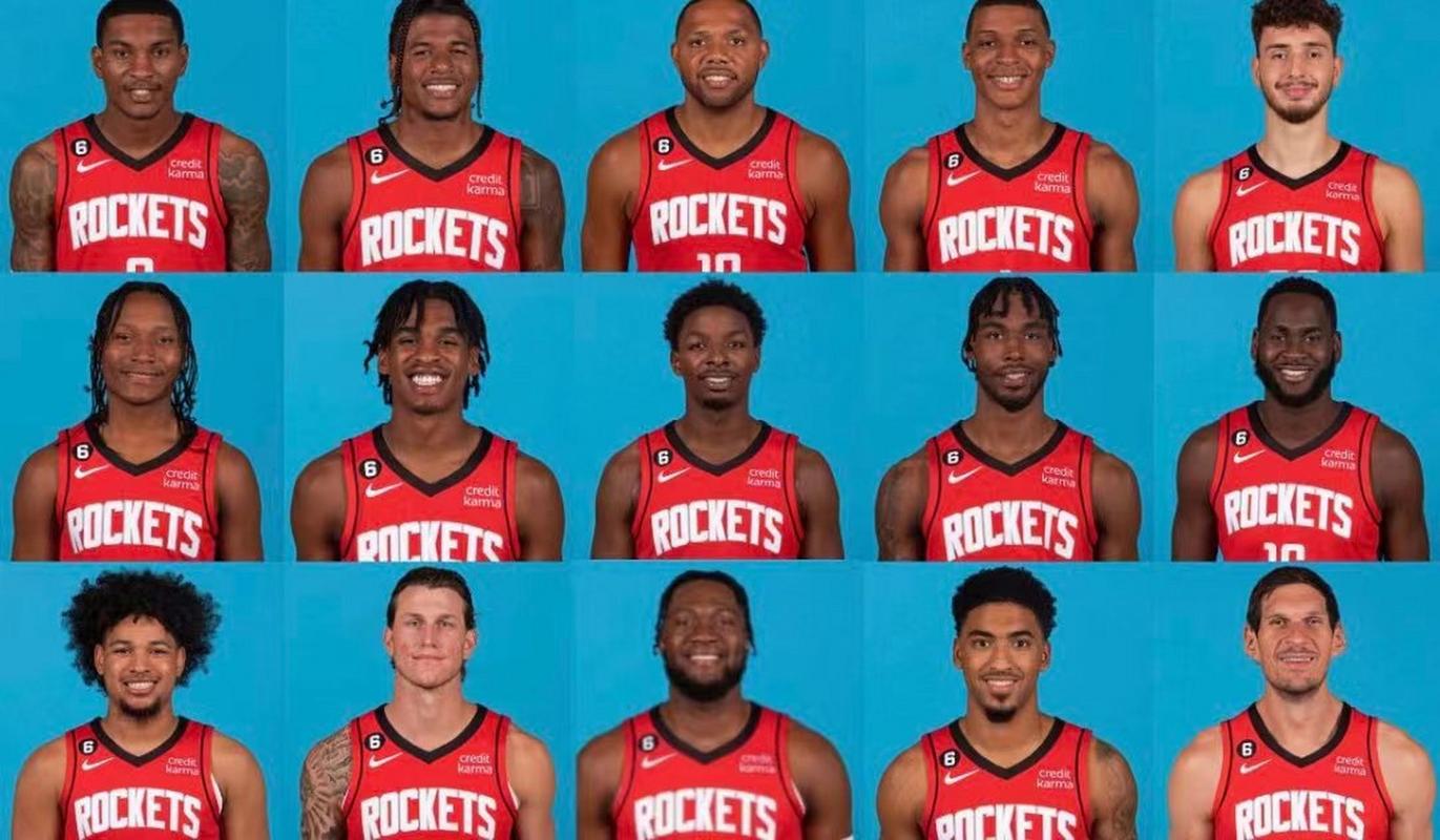 梅西职业生涯获得13座联赛冠军：西甲10冠、法甲2冠、美职联1冠（梅西生涯联赛13冠：西甲10冠、法甲2冠、美职联1冠）