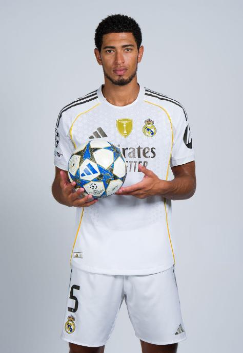 埃及媒体：有沙特俱乐部为萨拉赫开出薪资超过C罗的报价（埃及媒体：沙特豪门报价萨拉赫，薪资高于C罗）