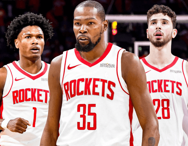 李帅与海港球迷同庆：尊敬的四星球迷，冠军是我们一起拿到的（李帅携海港球迷同欢：向四星拥趸致敬，冠军由我们共同捧起）