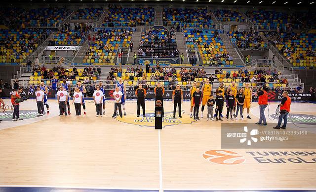 圣保罗高层：奥斯卡的未来尚未确定，我们关注的是他的恢复（圣保罗高层：奥斯卡去留未定，眼下首要关注他的康复）