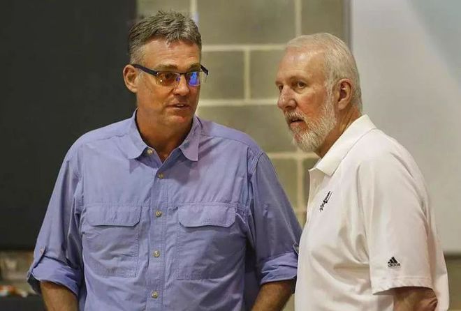 可圈可点！弗拉格13分7篮板11助攻，生涯助攻首次上双（表现亮眼！弗拉格13分7篮板11助攻，职业生涯首次送出两位数助攻）