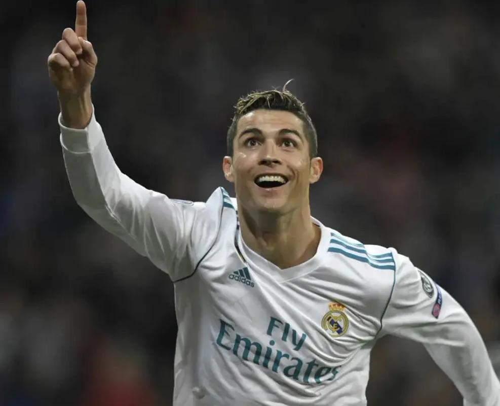 法尔克：若温哥华白浪夺冠穆勒将获30万欧，奖金和在拜仁一样