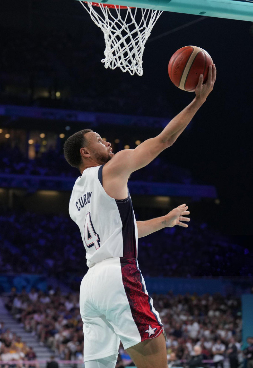 而他在首秀 而他在首秀